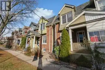 3 Lockwood Rd, Toronto, Ontario M4L 3M7, 2 Bedrooms Bedrooms, 5 Rooms Rooms,2 BathroomsBathrooms,All Houses,Sold,Lockwood,E8297272