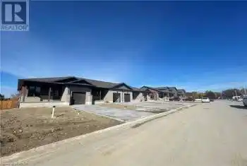 223D THAMES Ave, West Perth, Ontario N0K 1N0, 2 Bedrooms Bedrooms, 8 Rooms Rooms,1 BathroomBathrooms,All Houses,Sold,THAMES,X10780805