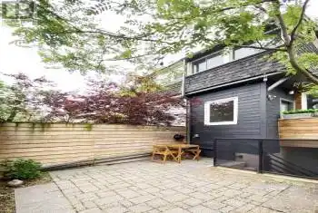 215 Pacific Ave Unit# Lower, Toronto, Ontario M6P 2P6, 1 Bedroom Bedrooms, 3 Rooms Rooms,1 BathroomBathrooms,Condo,Rented,Pacific,W8447166