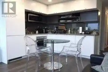 111 St Clair Ave Unit# 905, Toronto, Ontario M4V 1N5, 1 Bedroom Bedrooms, 1 Room Rooms,2 BathroomsBathrooms,Condo,Rented,St Clair,C8457720
