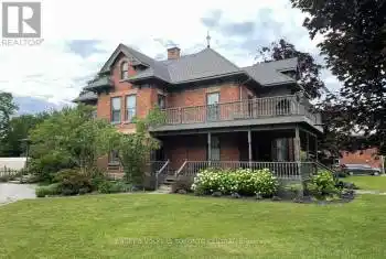 63 Bridge St, Meaford, Ontario N4L 1B8, 4 Bedrooms Bedrooms, 8 Rooms Rooms,4 BathroomsBathrooms,All Houses,Sold,Bridge,X9014611