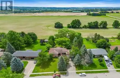 15 Cloverhill Crescent Innisfil (Cookstown) Ontario L0L1L0