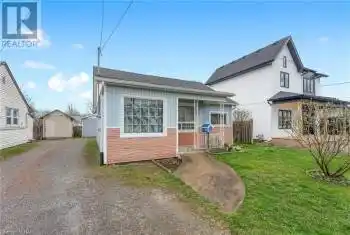 4298 SIXTH Ave, Niagara Falls, Ontario L2E 4S8, 2 Bedrooms Bedrooms, 7 Rooms Rooms,1 BathroomBathrooms,All Houses,Sold,SIXTH,X9413078