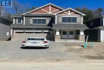 435 Beechwood Forest Lane, Gravenhurst, Ontario P1P 0H8, 4 Bedrooms Bedrooms, 8 Rooms Rooms,4 BathroomsBathrooms,All Houses,Rented,Beechwood Forest,X9237367