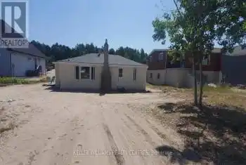 1095 Tiny beaches rd Rd, Tiny, Ontario L0L 2T0, 4 Bedrooms Bedrooms, 7 Rooms Rooms,1 BathroomBathrooms,All Houses,Rented,Tiny beaches rd,S9249510