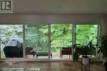 15 Gustav Cres, Toronto, Ontario M2M 2C6, 2 Bedrooms Bedrooms, 5 Rooms Rooms,2 BathroomsBathrooms,All Houses,Rented,Gustav,C9262779