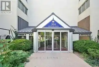 364 The East Mall Unit# 329, Toronto, Ontario M9B 6C5, 4 Bedrooms Bedrooms, 4 Rooms Rooms,3 BathroomsBathrooms,All Houses,Sold,The East Mall,W9263107