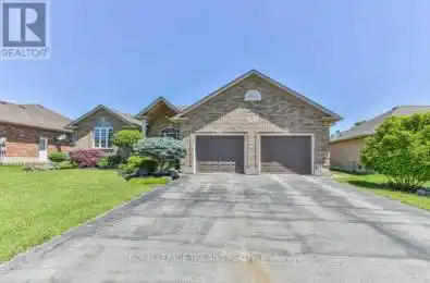 16 PINEHURST Drive Thames Centre (Dorchester) Ontario N0L1G2