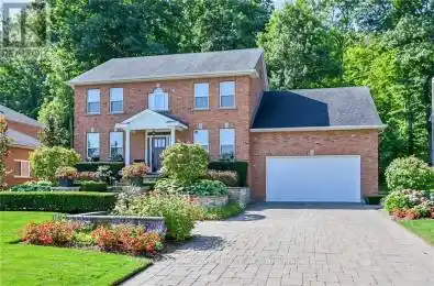 98 Dorchester Drive Grimsby Ontario L3M1A8