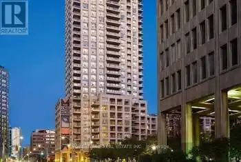 925 Bay St Unit# 404, Toronto, Ontario M5S 3L4, 1 Bedroom Bedrooms, 4 Rooms Rooms,1 BathroomBathrooms,All Houses,Rented,Bay,C9270732