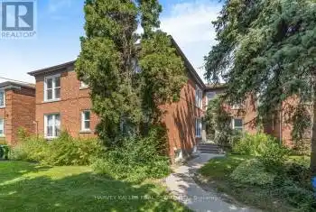 8 Markdale Ave Unit# 4, Toronto, Ontario M6C 1S9, 2 Bedrooms Bedrooms, 6 Rooms Rooms,1 BathroomBathrooms,All Houses,Rented,Markdale,C9296827