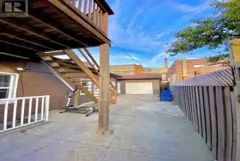167 Markham St Unit# 3, Toronto, Ontario M6J 2G7, 3 Bedrooms Bedrooms, 4 Rooms Rooms,3 BathroomsBathrooms,All Houses,Rented,Markham,C9242434