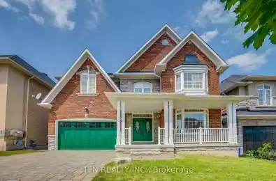123 Crescent Aurora Ontario L4G0C7