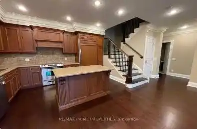 9 Greenview Avenue Toronto (Newtonbrook West) Ontario M2M0A3