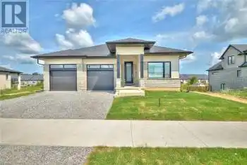 65 SWAN AVENUE Ave, Pelham, Ontario L0S 1E6, 2 Bedrooms Bedrooms, 8 Rooms Rooms,2 BathroomsBathrooms,All Houses,Sold,SWAN AVENUE,X9413569