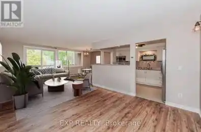 944 Caledonian View Unit# 305 Cambridge Ontario N3H1A5