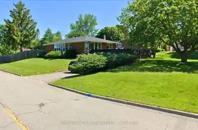 11 Belfry Drive Newmarket (Huron Heights-Leslie Valley) Ontario L3Y3E9