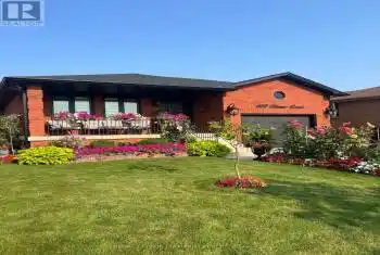 107 Blaine Crt, Vaughan, Ontario L4L 7T9, 1 Bedroom Bedrooms, 4 Rooms Rooms,1 BathroomBathrooms,All Houses,Rented,Blaine,N9304411