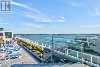55 Merchants' Wharf Unit# 325, Toronto, Ontario M5A 0P2, 1 Bedroom Bedrooms, 5 Rooms Rooms,1 BathroomBathrooms,Condo,Sold,Merchants' Wharf,C9305788
