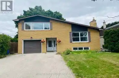 42 Monarchwood Crescent Toronto (Parkwoods-Donalda) Ontario M3A1H4