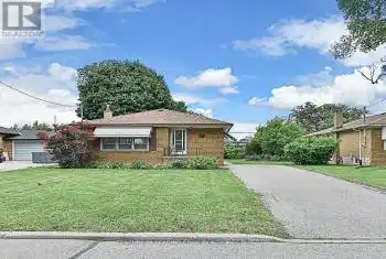 41 Brenda Cres, Toronto, Ontario M1K 3C5, 3 Bedrooms Bedrooms, 5 Rooms Rooms,2 BathroomsBathrooms,All Houses,Sold,Brenda,E9306497