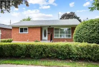 93 Clements Rd, Ajax, Ontario L1S 1L3, 3 Bedrooms Bedrooms, 8 Rooms Rooms,3 BathroomsBathrooms,All Houses,Sold,Clements,E9344660