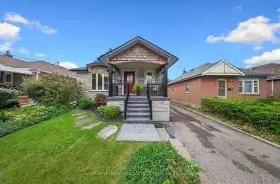25 Feltham Avenue Toronto (Rockcliffe-Smythe) Ontario M6N2C4