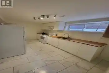 146 Duncanwoods Dr Unit# BSMT, Toronto, Ontario M9L 2E3, 1 Bedroom Bedrooms, 3 Rooms Rooms,1 BathroomBathrooms,All Houses,Rented,Duncanwoods,W9349374