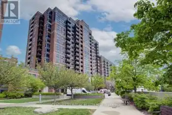 61 Heintzman St Unit# 810, Toronto, Ontario M6P 5A2, 1 Bedroom Bedrooms, 4 Rooms Rooms,1 BathroomBathrooms,Condo,Sold,Heintzman,W9349850