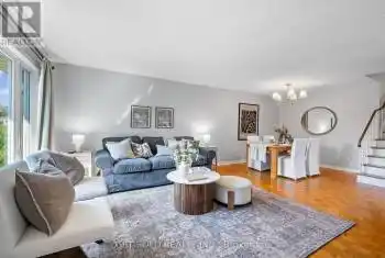 35 Hepworth Dr, Toronto, Ontario M9R 3W1, 4 Bedrooms Bedrooms, 3 Rooms Rooms,2 BathroomsBathrooms,All Houses,Sold,Hepworth,W9353726