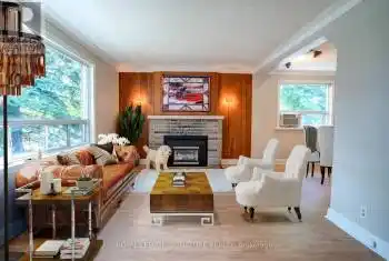 15 Inniswood Dr, Toronto, Ontario M1R 1E4, 3 Bedrooms Bedrooms, 6 Rooms Rooms,2 BathroomsBathrooms,All Houses,Sold,Inniswood,E9354801