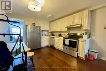 904 Bloor St Unit# 2nd, Toronto, Ontario M6H 1L1, 2 Bedrooms Bedrooms, 4 Rooms Rooms,2 BathroomsBathrooms,All Houses,Rented,Bloor,W9357997