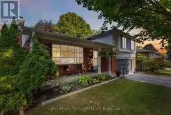 30 Springfield Cres, London, Ontario N6K 2T6, 3 Bedrooms Bedrooms, 8 Rooms Rooms,3 BathroomsBathrooms,All Houses,Sold,Springfield,X9358853