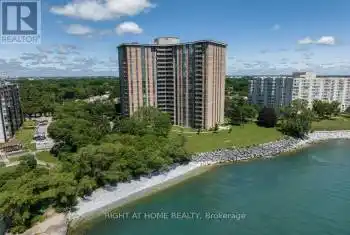 5250 LAKESHORE RD. Rd Unit# 2006, Burlington, Ontario L7L 5L2, 2 Bedrooms Bedrooms, 7 Rooms Rooms,2 BathroomsBathrooms,Condo,Sold,LAKESHORE RD.,W9360267