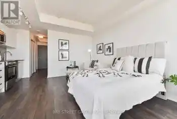 42 Charles St Unit# 4607, Toronto, Ontario M4Y 0B7, 4 Rooms Rooms,1 BathroomBathrooms,Condo,Sold,Charles,C9360515