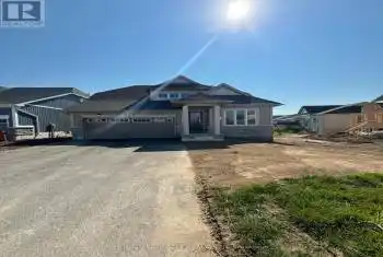 4 Oakmont Dr, Loyalist, Ontario K0H 1G0, 4 Bedrooms Bedrooms, 9 Rooms Rooms,3 BathroomsBathrooms,All Houses,Rented,Oakmont,X9361219