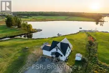 1038 Boyes Bridge Lane, Gravenhurst, Ontario P1P 1R5, 3 Bedrooms Bedrooms, 12 Rooms Rooms,3 BathroomsBathrooms,All Houses,Sold,Boyes Bridge,X9361228