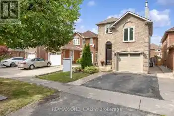 30 Elmpark Crt, Richmond Hill, Ontario L4C 9T8, 3 Bedrooms Bedrooms, 7 Rooms Rooms,4 BathroomsBathrooms,All Houses,Sold,Elmpark,N9363128
