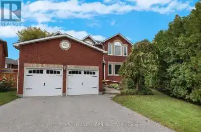 231 Mossbrook Square Pickering (Highbush) Ontario L1V6P8