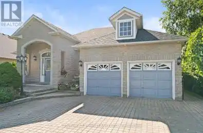 10 Kilmarnoch Avenue Vaughan (Maple) Ontario L6A2G2
