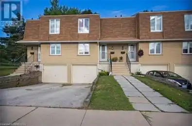 299 LIMERIDGE Road Unit# 13 Hamilton Ontario L9C2V4