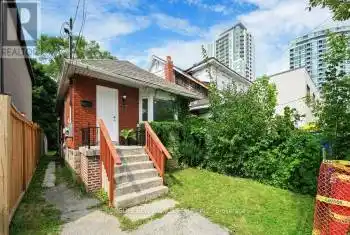 14 Franklin Ave Unit# Main Fl, Toronto, Ontario M2N 1B6, 3 Bedrooms Bedrooms, 5 Rooms Rooms,1 BathroomBathrooms,All Houses,Rented,Franklin,C9371216