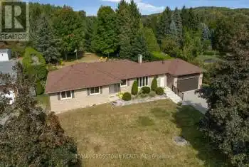 156 Cook Dr, King, Ontario L7B 0E8, 3 Bedrooms Bedrooms, 8 Rooms Rooms,2 BathroomsBathrooms,All Houses,Sold,Cook,N9370883
