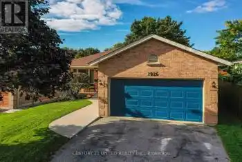 1926 Cherryhill Rd, Peterborough, Ontario K9K 1Z6, 3 Bedrooms Bedrooms, 10 Rooms Rooms,2 BathroomsBathrooms,All Houses,Sold,Cherryhill,X9373878