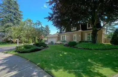 2262 Court Oakville (Eastlake) Ontario L6J5Y3