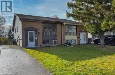 747 Crescent Unit 2 Kingston Ontario K7P1A1