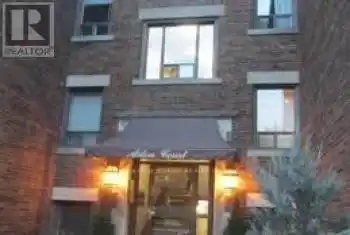 922 Bathurst St Unit# 3, Toronto, Ontario M5R 3G5, 1 Bedroom Bedrooms, 3 Rooms Rooms,1 BathroomBathrooms,All Houses,Rented,Bathurst,C9376308