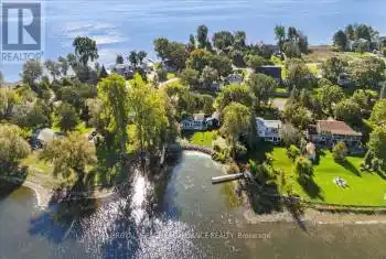 415 Sunrise Dr, Prince Edward County, Ontario K8N 4Z7, 2 Bedrooms Bedrooms, 7 Rooms Rooms,1 BathroomBathrooms,All Houses,Sold,Sunrise,X9375572