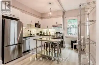306 Harbord Street Toronto (Palmerston-Little Italy) Ontario M6G1G8