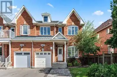 160 Old Colony Road Unit# Main Richmond Hill (Oak Ridges Lake Wilcox) 